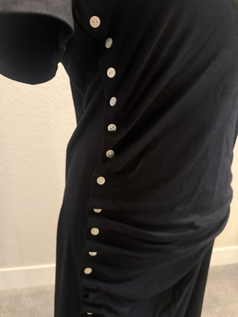 Commense Short-Sleeve Ruched Side Button Detail Dress - Picture 5 of 10